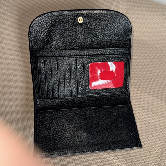 Dooney & Bourke Black Classic Saffiano Continental Clutch Leather Wallet - Picture 2 of 4